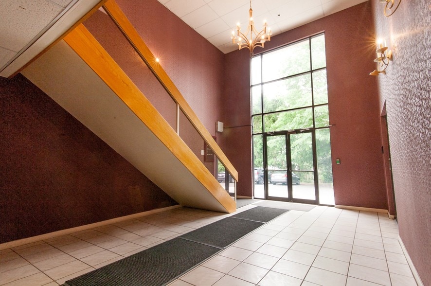 1515 DeKalb Pike, Blue Bell, PA à louer - Hall d’entrée – Image 3 sur 6