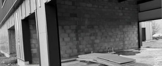 Plus de détails pour Local commercial à louer