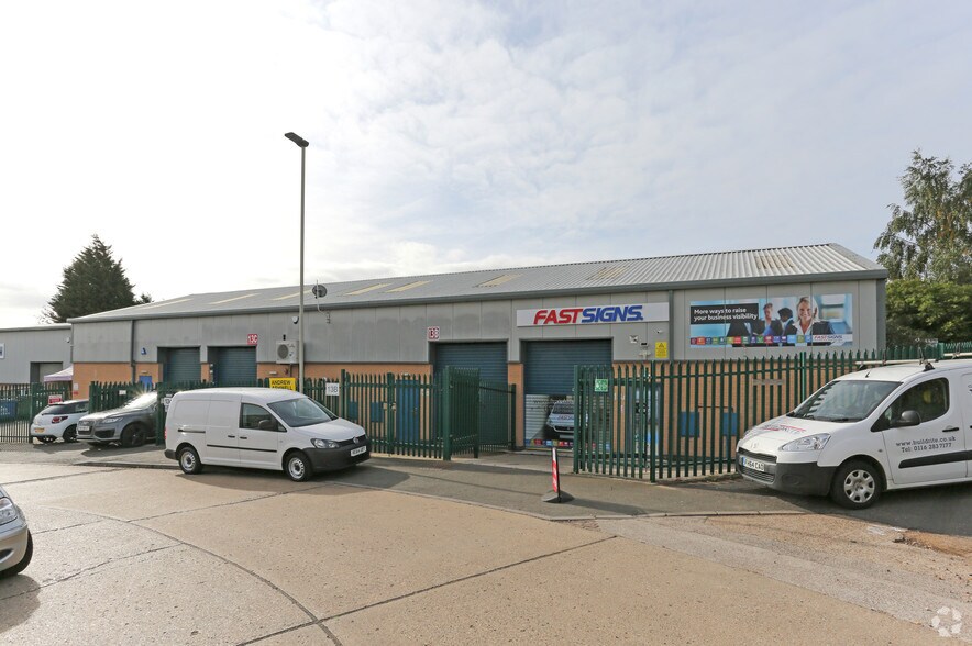 13A-13D Saffron Way, Leicester à louer - Photo de l’immeuble – Image 2 sur 4
