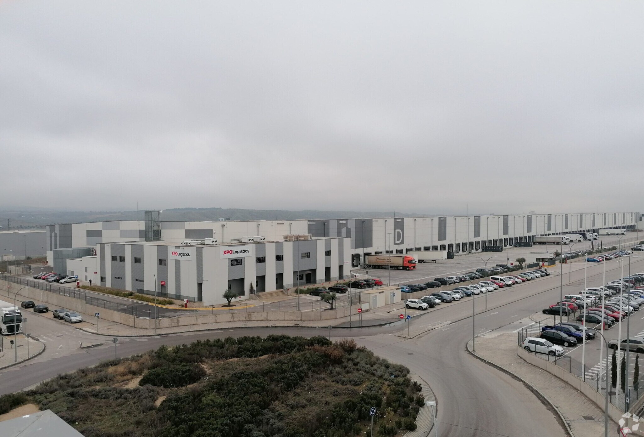 Industriel/Logistique dans Cabanillas del Campo, Guadalajara à louer Photo de l’immeuble– Image 1 sur 17
