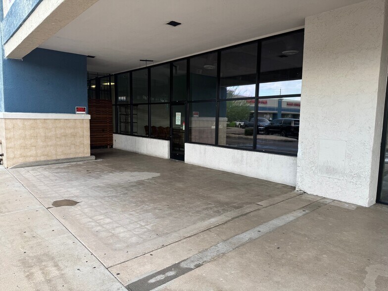 7802-7830 N 12th St, Phoenix, AZ à louer - Photo de l’immeuble – Image 3 sur 16