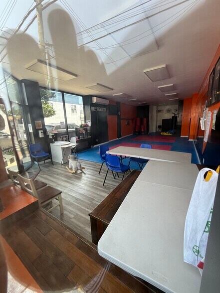 3424 Quentin Rd, Brooklyn, NY à louer - Photo de l’immeuble – Image 3 sur 8