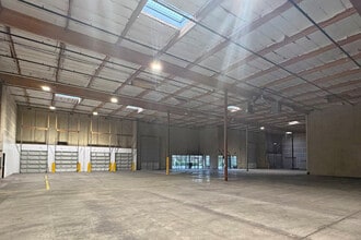 27350 SW 95th Ave, Wilsonville, OR à louer Photo intérieure– Image 2 sur 4