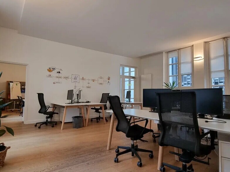 Bureau dans Paris à louer - Photo de l’immeuble – Image 1 sur 9