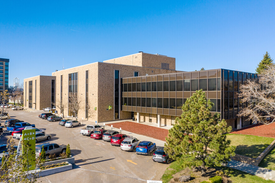2490 W 26th Ave, Denver, CO à louer - Photo de l’immeuble – Image 3 sur 17