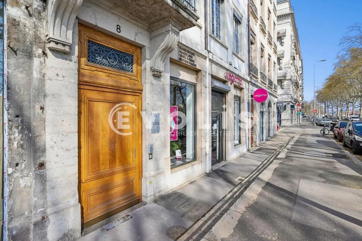 8 Quai Jules Courmont, Lyon à vendre Photo de l’immeuble– Image 1 sur 14