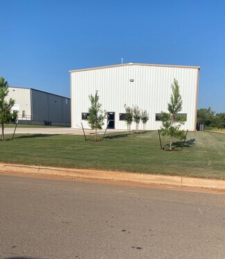 Plus de détails pour 8409 SW 23rd Pl, Oklahoma City, OK - Industriel/Logistique à louer