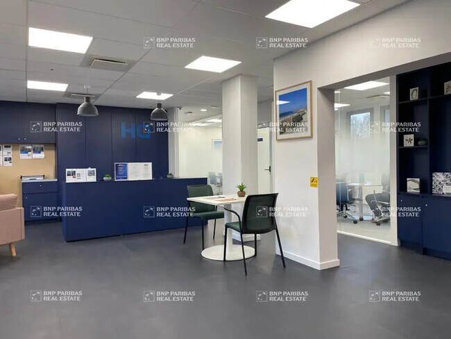 Plus de détails pour Bureau à vendre