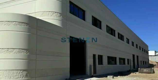 Plus de détails pour Bureau/Local commercial à louer