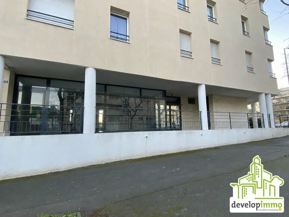 Bureau dans Caen à louer Photo de l’immeuble– Image 1 sur 11