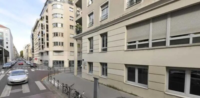 Bureau dans Lyon à louer - Photo de l’immeuble – Image 2 sur 3