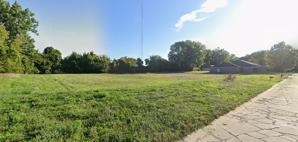 22515 Laurel St, Clinton Township, MI à vendre - Autre – Image 2 sur 3