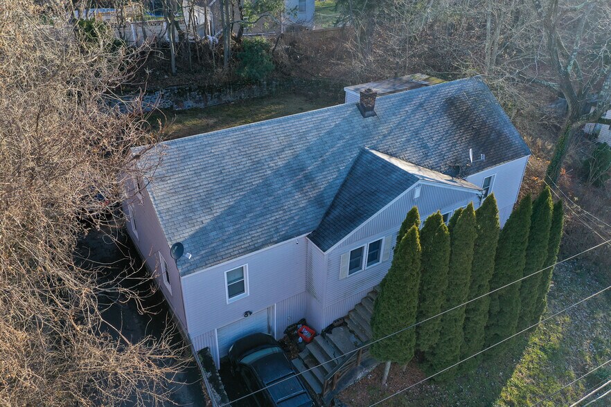 80 Niagara St, Waterbury, CT à vendre - Photo de l’immeuble – Image 3 sur 28