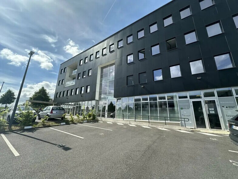 Bureau dans Reims à vendre - Photo de l’immeuble – Image 1 sur 8