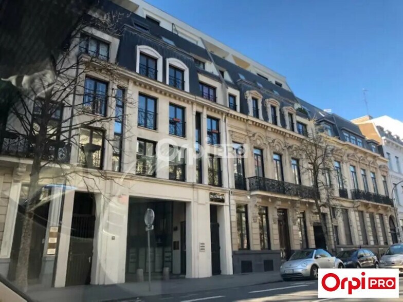 Bureau dans Lille à louer - Photo de l’immeuble – Image 1 sur 10