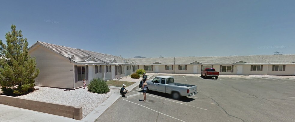 220 N Jones St, Overton, NV à vendre - Photo principale – Image 1 sur 41