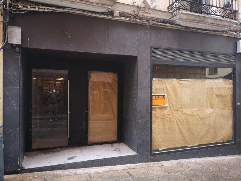 Local commercial dans Cáceres, Cáceres à louer - Photo principale – Image 1 sur 9