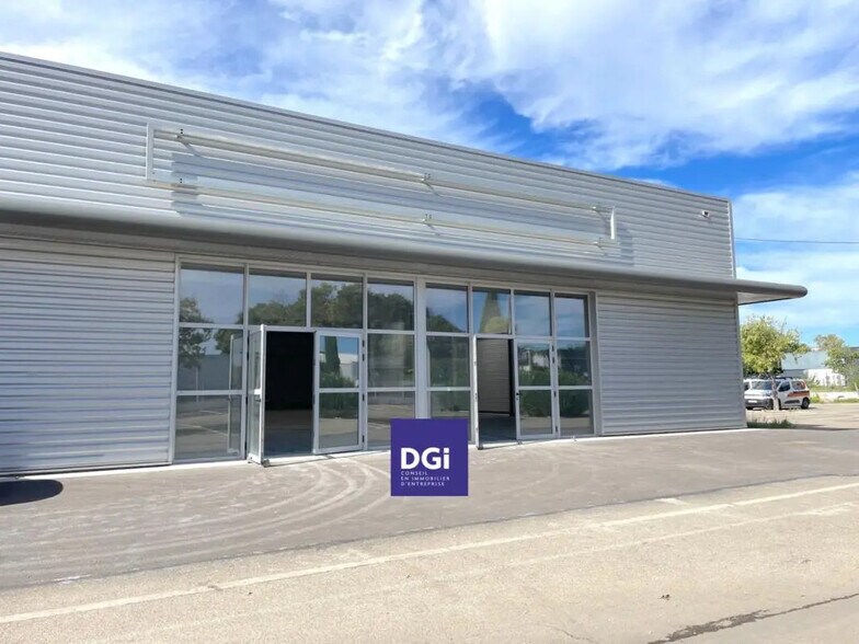 Local commercial dans Nîmes à louer - Photo de l’immeuble – Image 3 sur 3