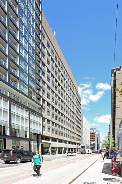 171 Slater St, Ottawa, ON à louer - Photo de l’immeuble – Image 2 sur 2