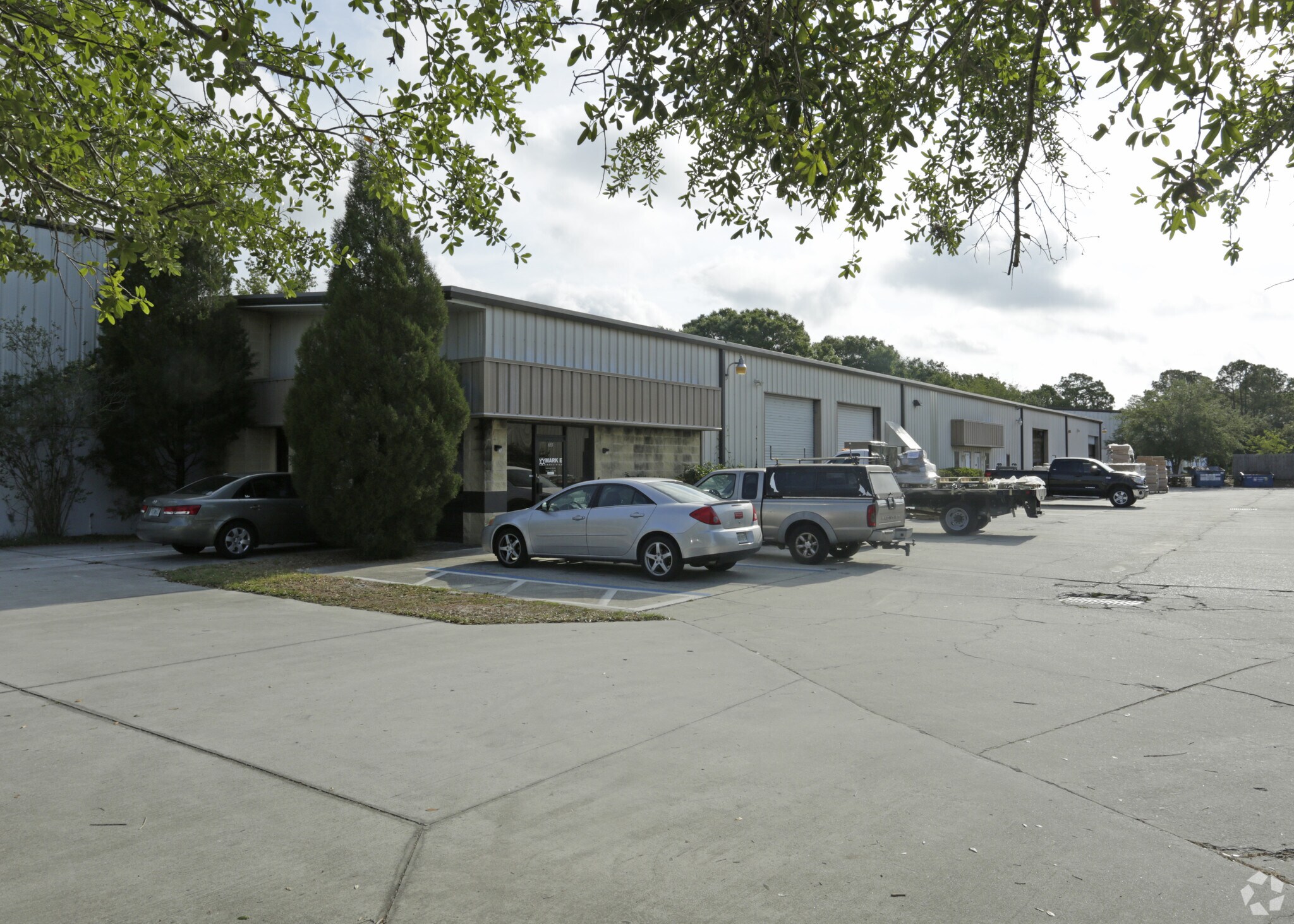 855 Dunbar Ave, Oldsmar, FL à louer Photo principale– Image 1 sur 16