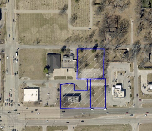 Land Portfolio portefeuille de 3 biens à vendre sur LoopNet.fr - Photo de l’immeuble – Image 2 sur 5