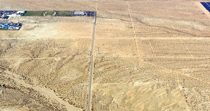 13178 Hopland, Adelanto, CA - Vue aérienne  vue de carte