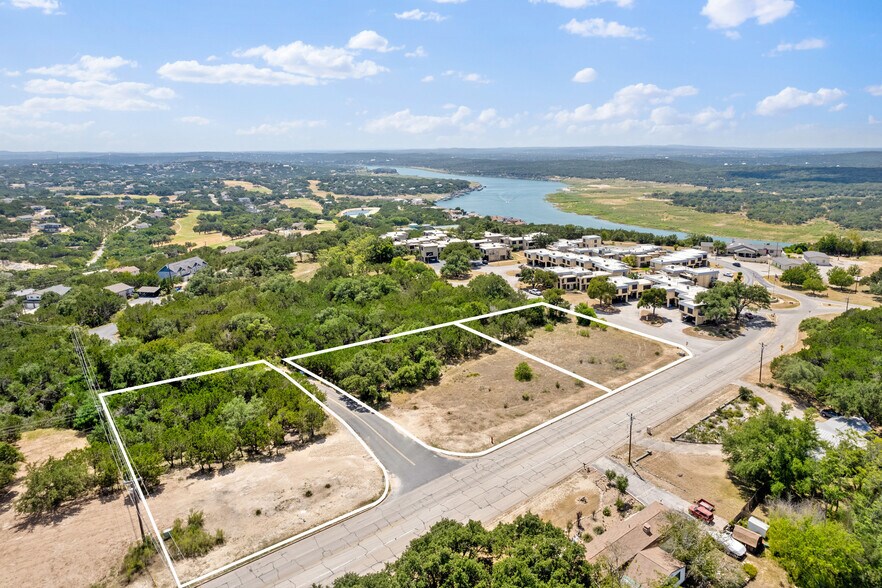 20901 Dawn Dr, Lago Vista, TX à vendre - Photo de l’immeuble – Image 1 sur 3