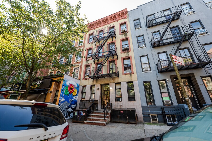 170 E 104th St, New York, NY à vendre - Photo de l’immeuble – Image 2 sur 6