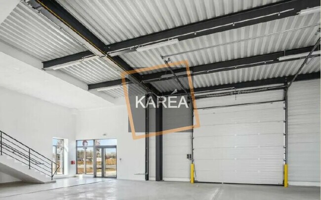 Plus de détails pour Local d'activités à louer