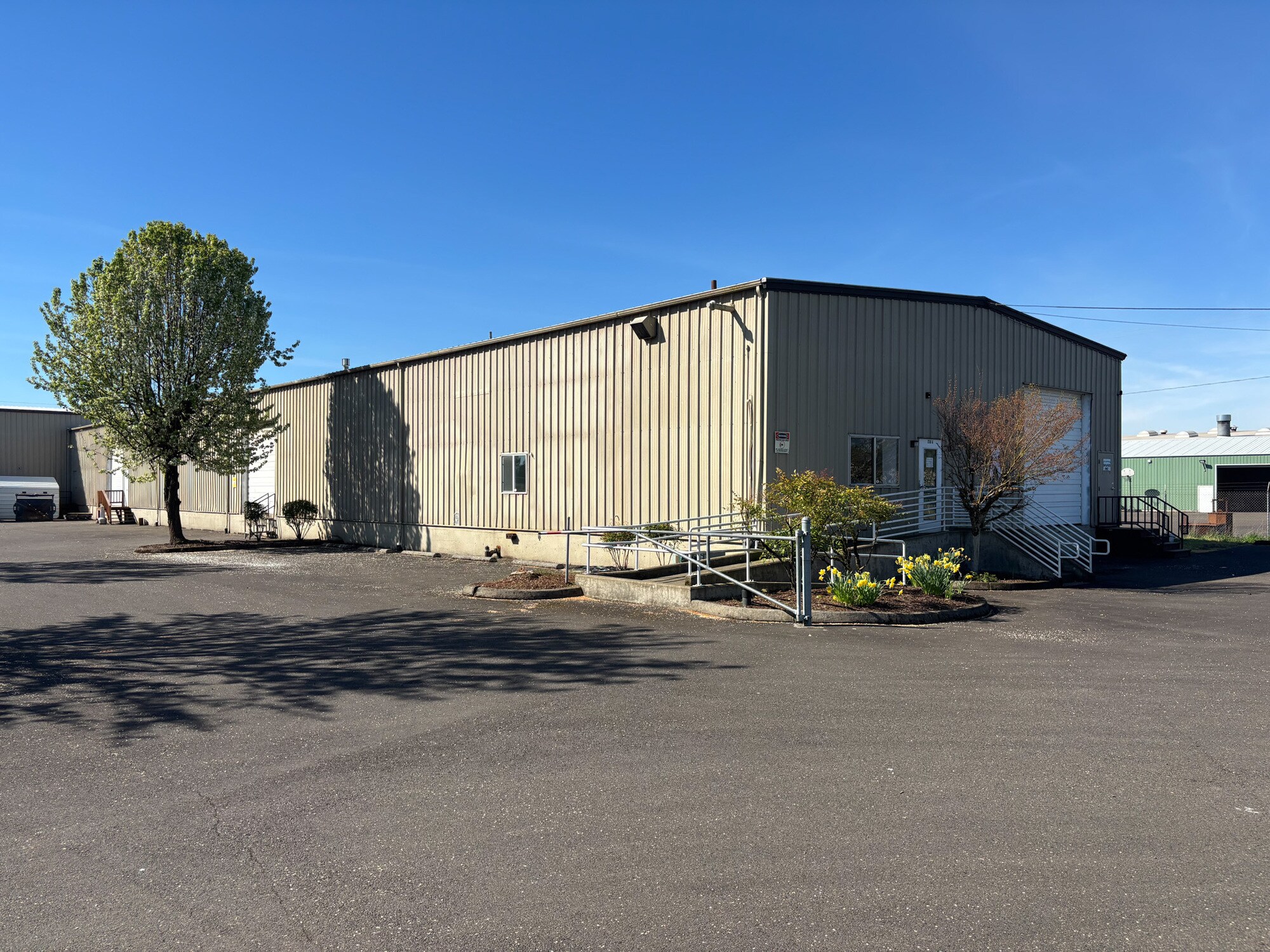 250 SE Booth Bend Rd, McMinnville, OR à louer Photo principale– Image 1 sur 12