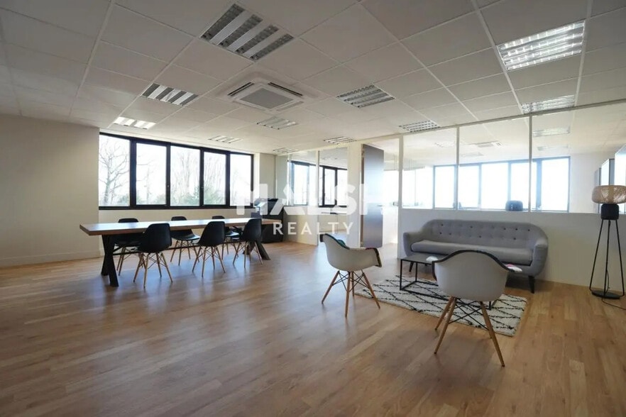 Bureau dans SAINT-DIDIER-AU-MONT-D'OR à louer - Photo intérieure – Image 2 sur 7