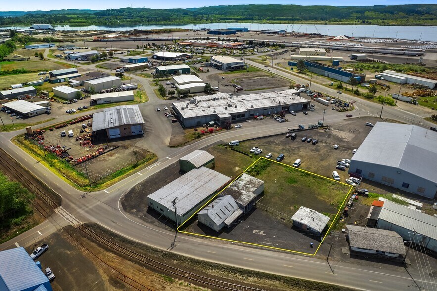 2419 W 1st St, Aberdeen, WA à louer - Photo principale – Image 1 sur 5
