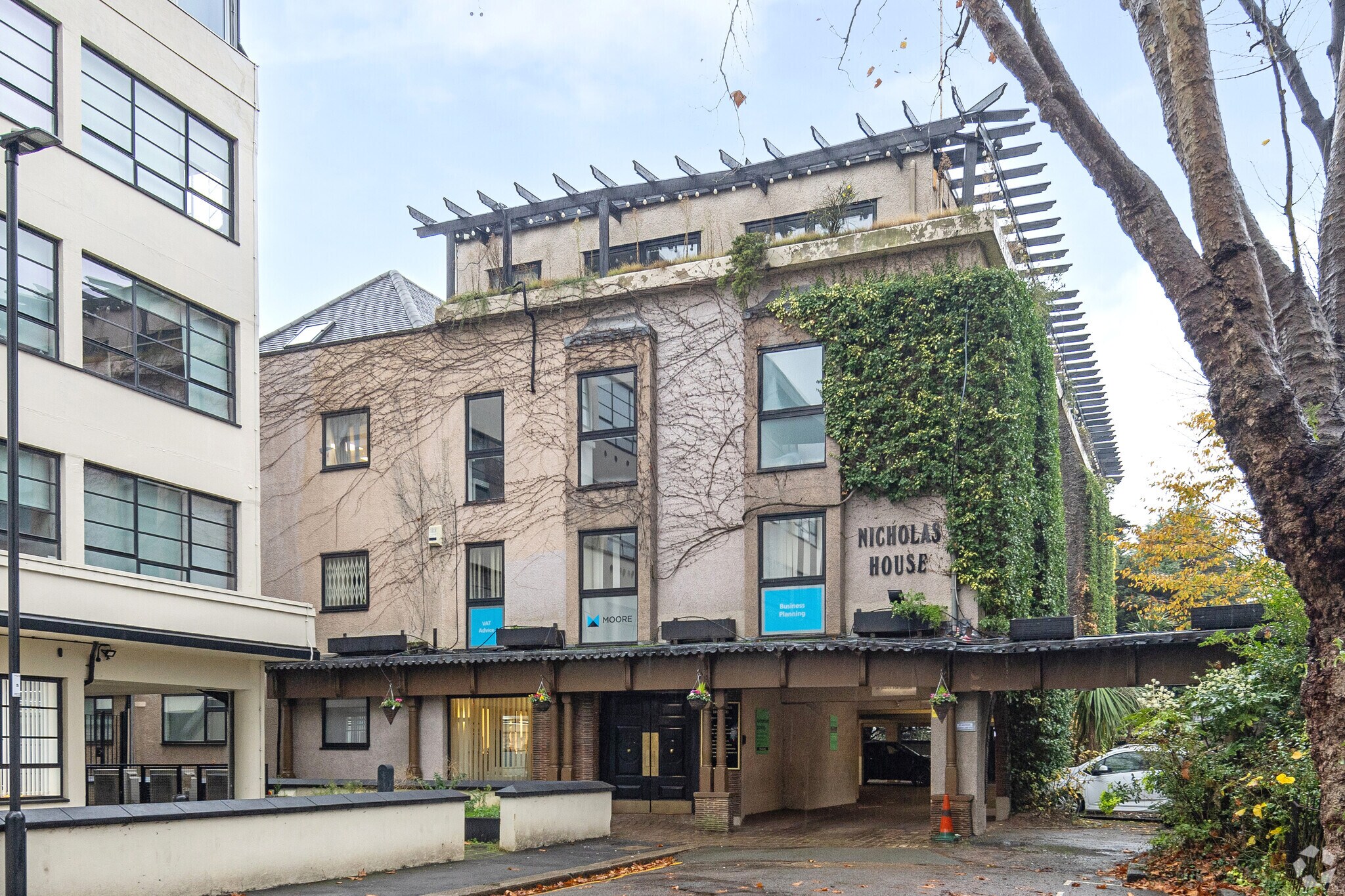 River Front, Enfield à louer Photo de l’immeuble– Image 1 sur 11