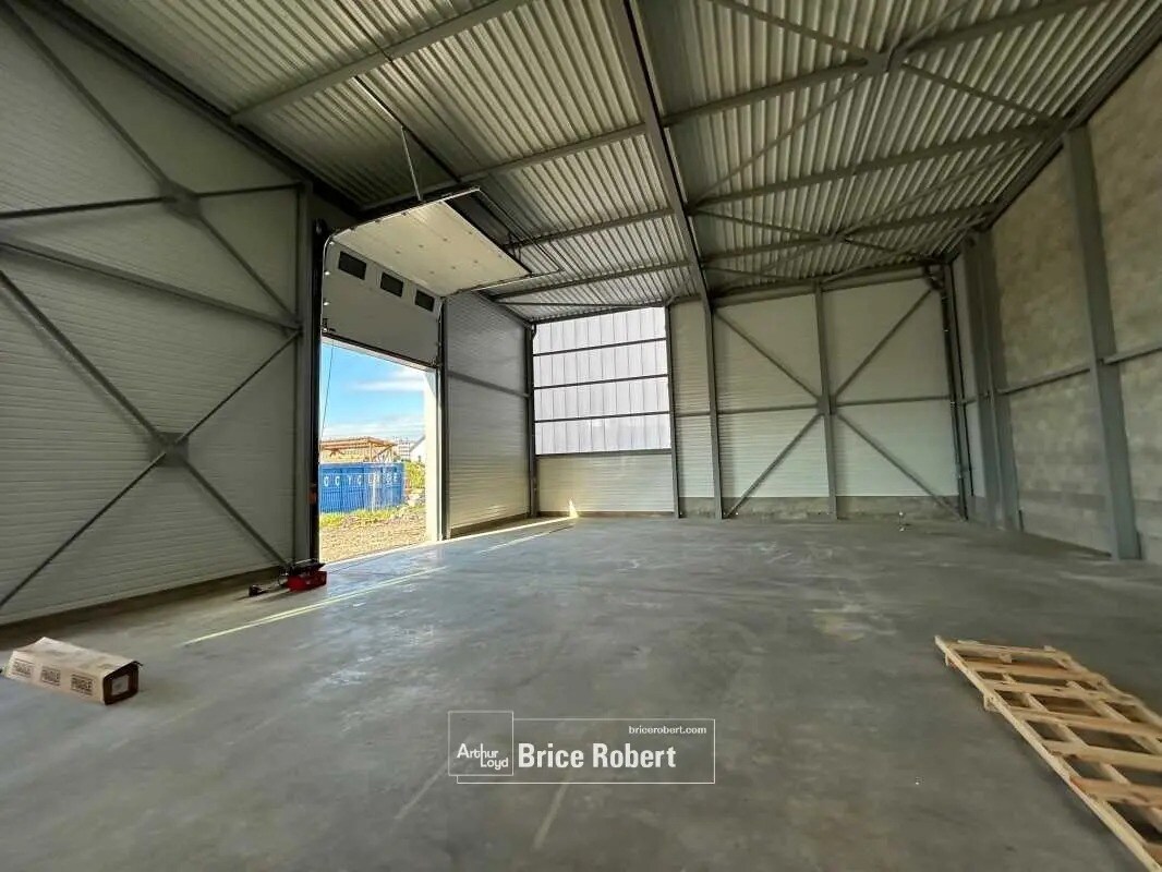OULLINS-PIERRE-BÉNITE, RHO 69310 - Lot A2 -  - Photo intérieure - Image 1 of 3