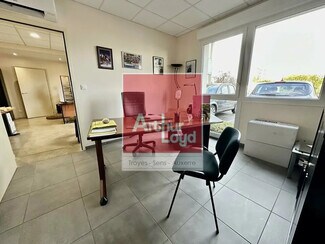 Plus de détails pour Bureau à louer