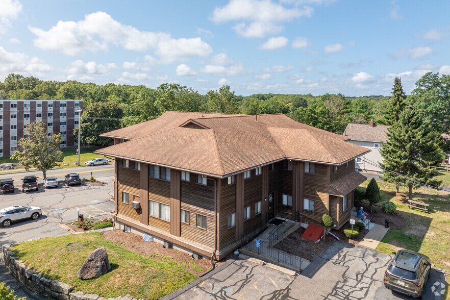 210 Winter St, Weymouth, MA à louer - Photo de l’immeuble – Image 2 sur 5