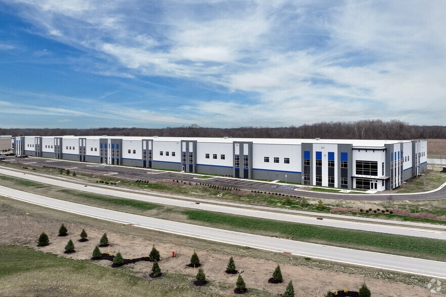 20220 Fenside Crossing, Westfield, IN à louer - Photo principale – Image 1 sur 24