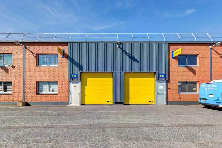 16 Rue Du Compas, SAINT-OUEN-L'AUMONE à louer - Photo de l’immeuble – Image 3 sur 8