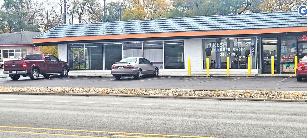 5959 Michigan Rd, Indianapolis, IN à louer - Photo de l’immeuble – Image 3 sur 3
