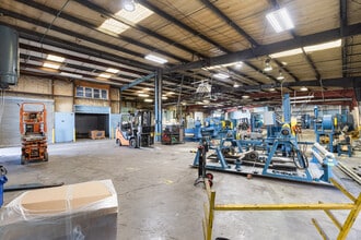 1119 S Commercial Blvd, Arlington, TX à vendre Photo intérieure– Image 2 sur 3