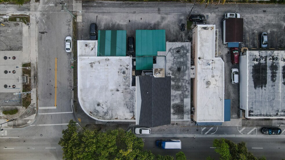 2279 Coral Way, Coral Gables, FL à vendre - Aérien – Image 3 sur 31