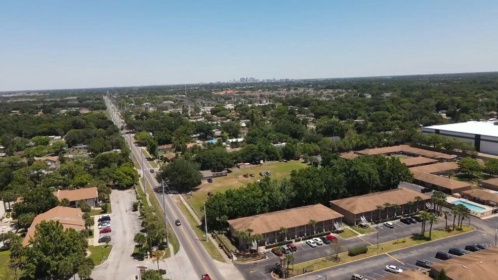 5721 S Texas Ave, Orlando, FL à vendre - Vidéo sur l’annonce professionnelle – Image 2 sur 14