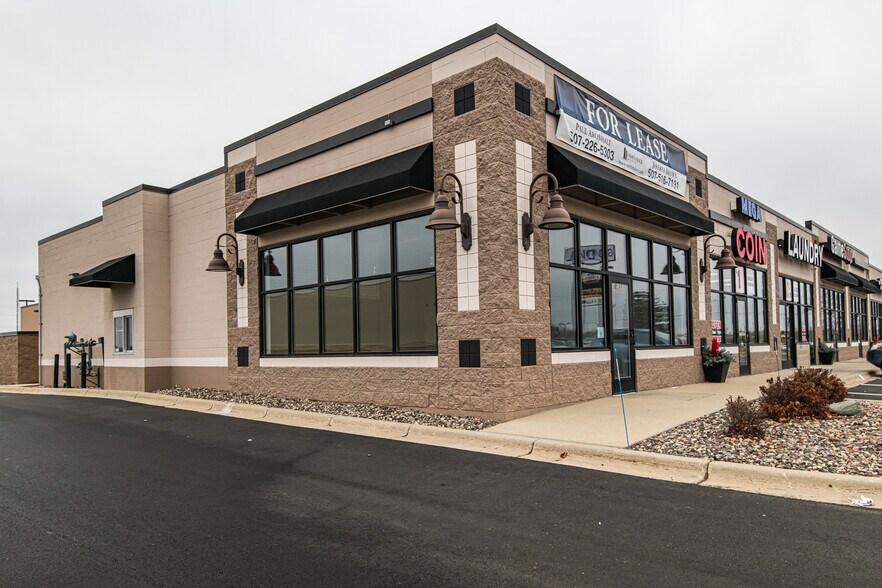 221 28th St SE, Rochester, MN à louer - Photo de l’immeuble – Image 3 sur 13