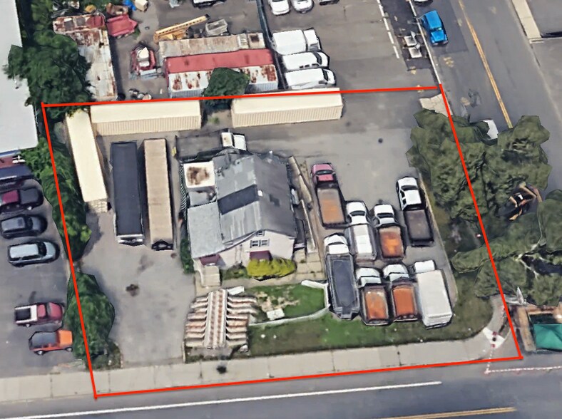 1676 New Hwy, Farmingdale, NY à vendre - Photo de l’immeuble – Image 2 sur 4