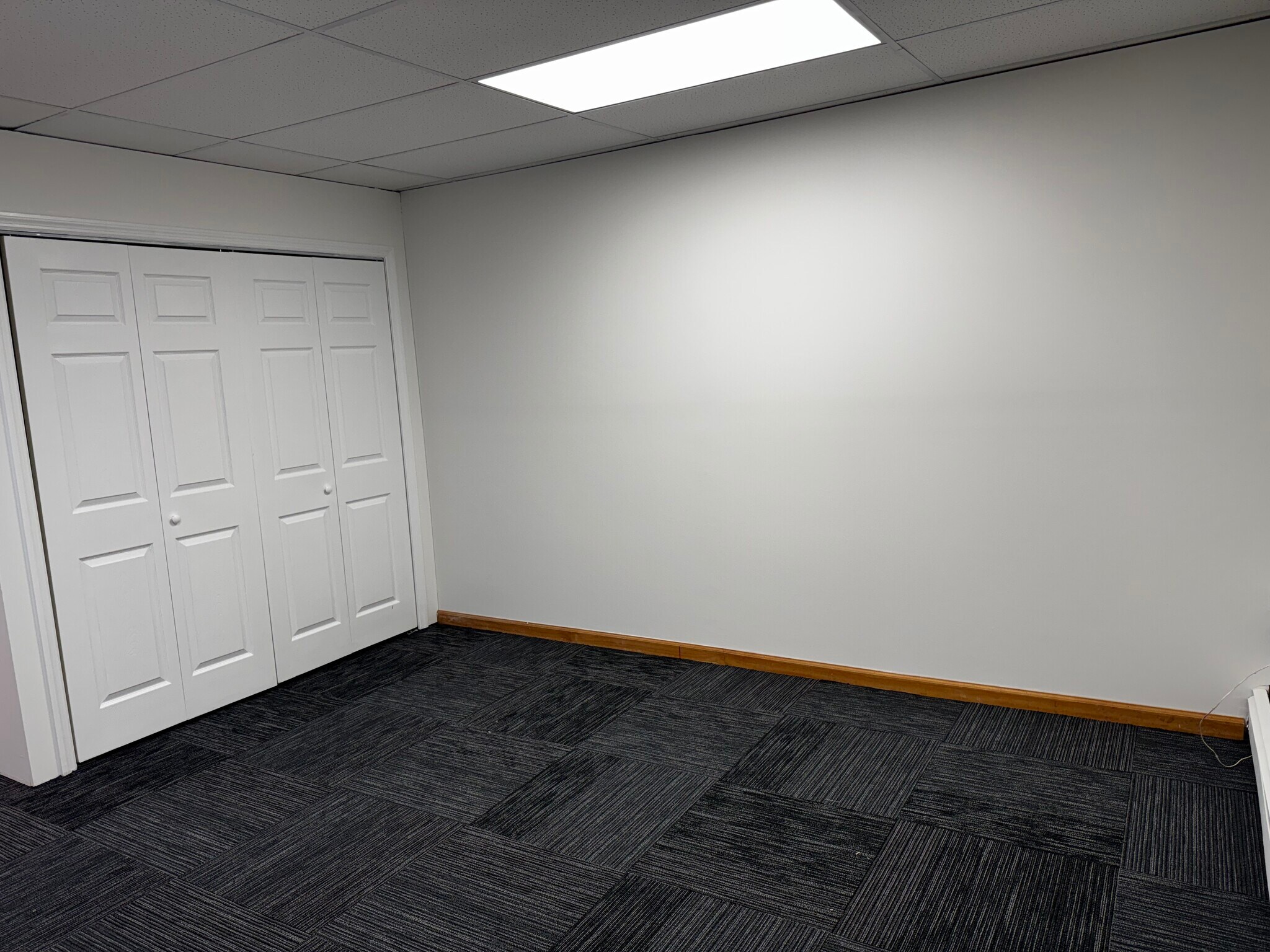 2138 Wantagh Ave, Wantagh, NY à louer Photo intérieure– Image 1 sur 8