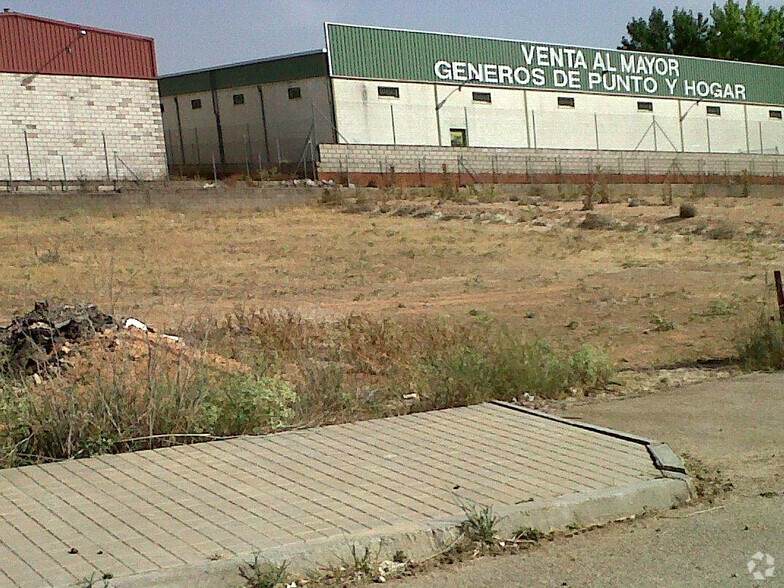 Calle Marie Curie, 20, Quintanar de la Orden, Toledo à vendre - Photo de l’immeuble – Image 3 sur 5