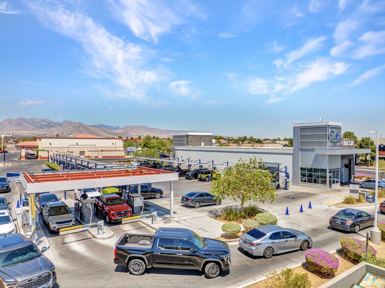 6347 W Lake Mead Blvd, Las Vegas, NV à vendre - Photo de l’immeuble – Image 3 sur 7