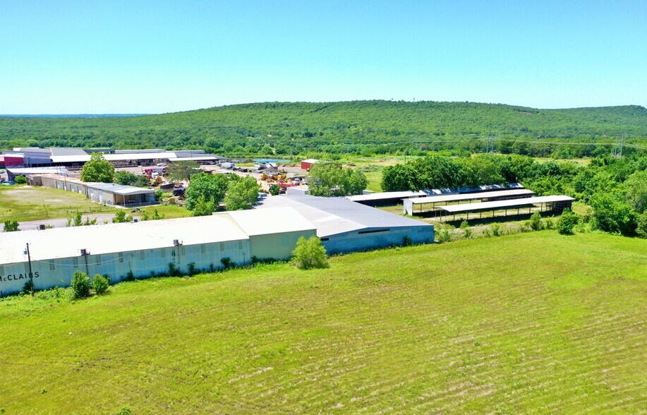 1311 George Nigh expy, Mcalester, OK à vendre - Photo de l’immeuble – Image 2 sur 10