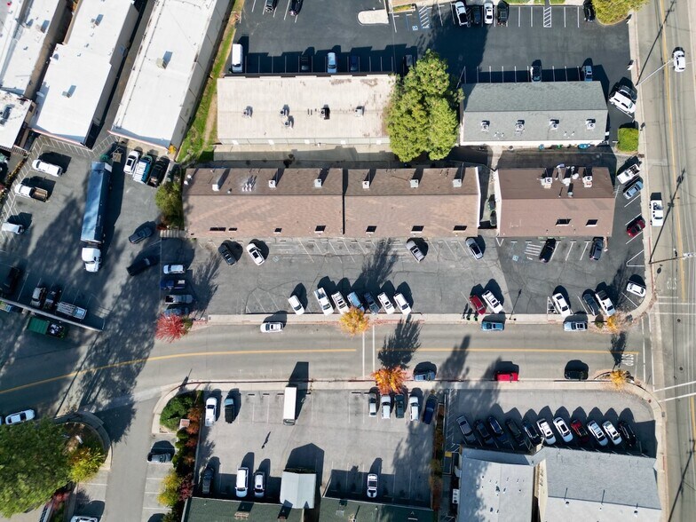 104-114 Argall Way, Nevada City, CA à vendre - Photo de l’immeuble – Image 3 sur 43