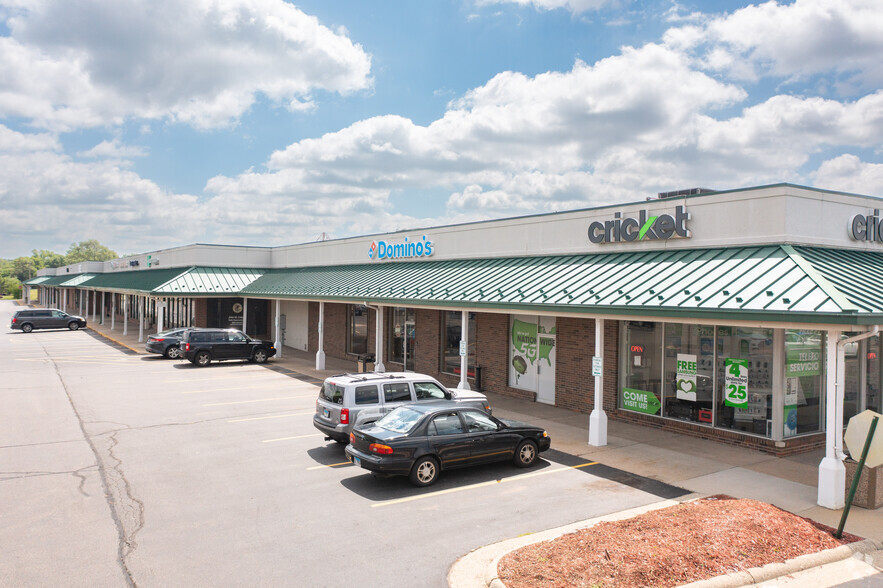 7911-7997 N Alpine Rd, Loves Park, IL à louer - Photo de l’immeuble – Image 3 sur 9